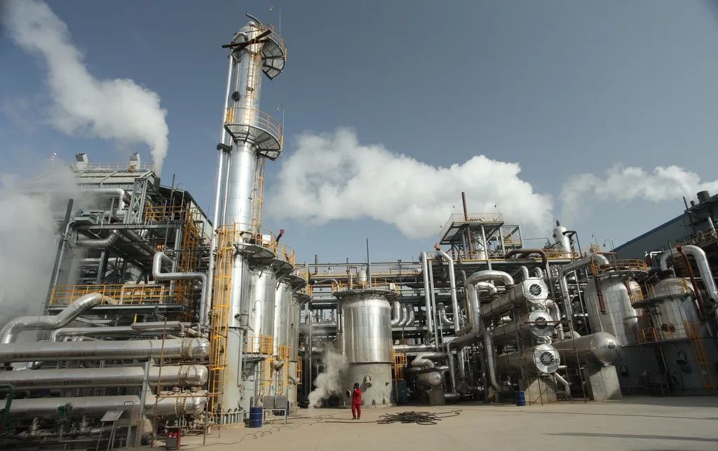 Dejing的凈??化工除臭劑快速消除化工車間廢氣臭味!.jpg Dejing的凈??化工除臭劑快速消除化工車間廢氣臭味!.jpg